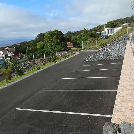 Albergue Marficas Urzelina