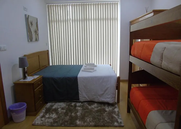 ホステル Marficas