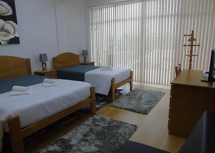 ホステル Marficas