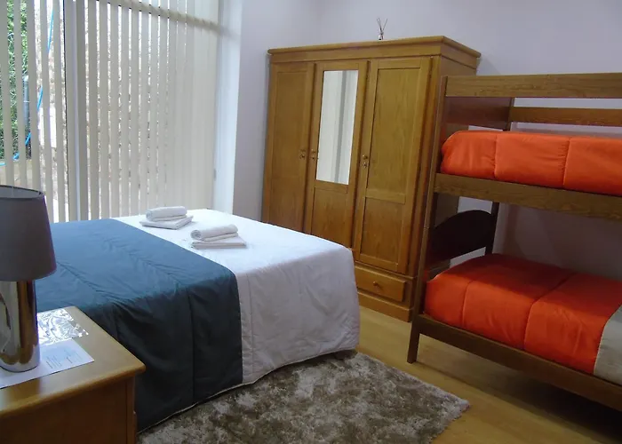 ホステル Marficas