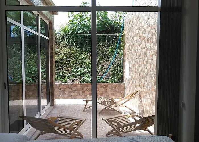 ホステル Marficas