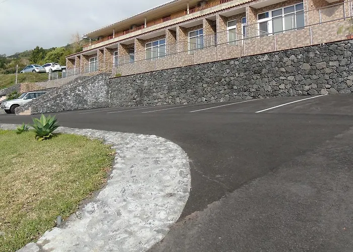 ホステル Marficas